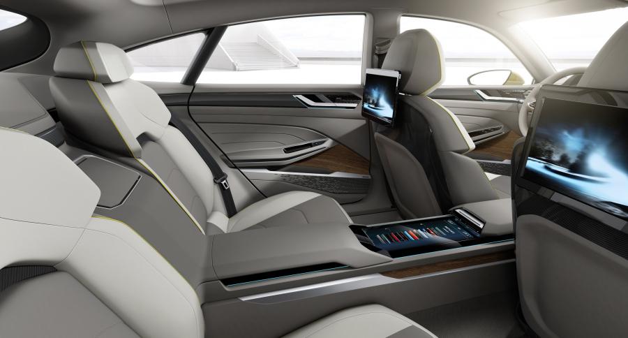  Volkswagen Sport Coupe GTE Concept 2015 года  (фото 22 из 28)